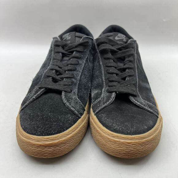 Nike SB Blazer Zoom Low Skateboard Shoes Men Size 9.5 Black Suede Gum Sneakers - Picture 2 of 8